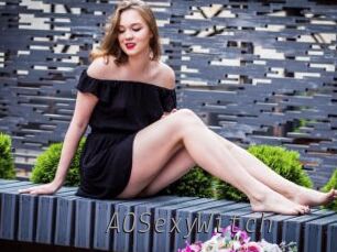 a0SexyWitch Livestrip Cams
