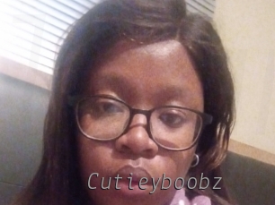 Cutieyboobz