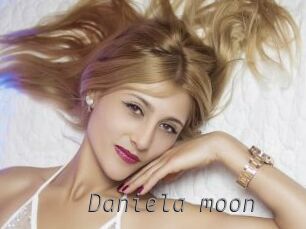 Daniela_moon