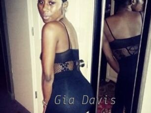 Gia_Davis