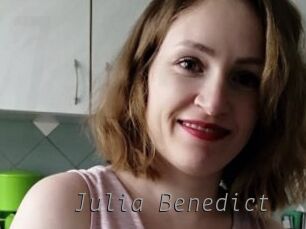 Julia_Benedict