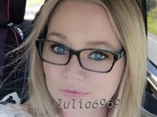 Julia6969