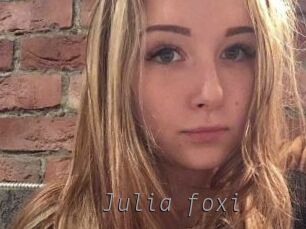 Julia_foxi