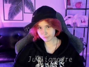 Julliamoore
