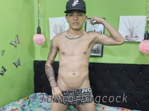 juniorbigcock Livestrip Cams