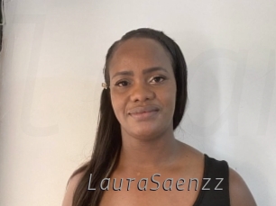 LauraSaenzz Livestrip Cams