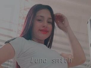 Luna_smith