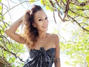liara Livestrip Cams