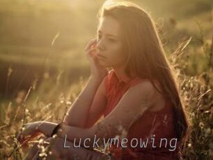 Luckymeowing