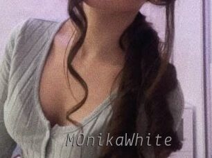 M0nikaWhite Livestrip Cams