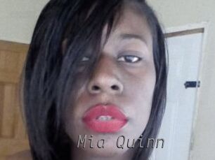 Mia_Quinn