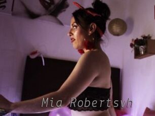 Mia_Robertsvh