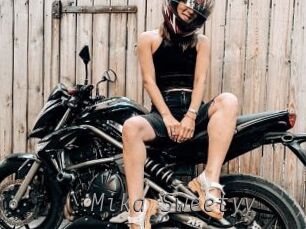 Mika_Sweetyy