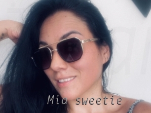 mia_sweetie Livestrip Cams