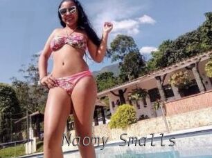 Naomy_Smalls