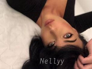 Nellyy Livestrip Cams