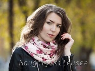 Naughtysmileusee