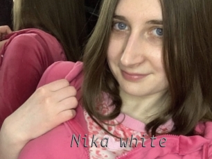 Nika_white