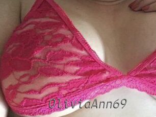 Olivia_Ann_69