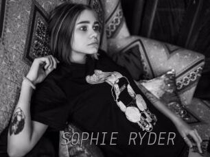 SOPHIE_RYDER