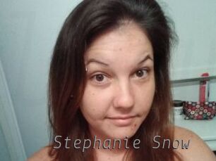 Stephanie_Snow
