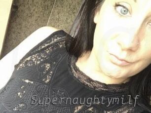 Supernaughtymilf