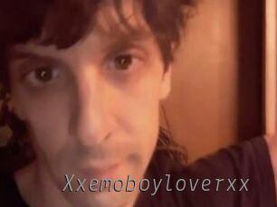 Xxemoboyloverxx